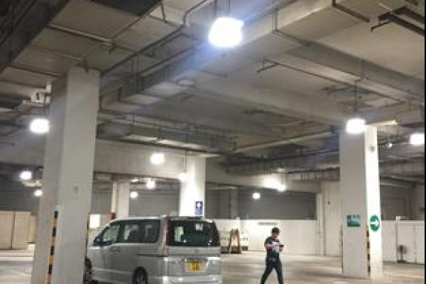 荷里活廣場裝卸區